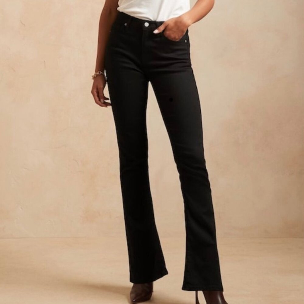 Banana Republic High Rise Flare Jean Deep Black Size 31 Long 34.5" Inseam